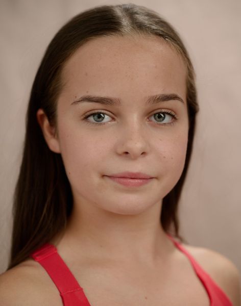 Mollie Pyatt Headshot